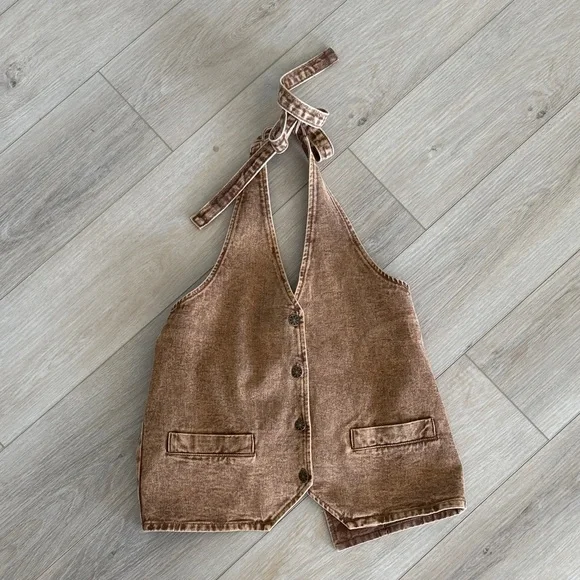 NWT Lionesses Hills Halter Top - Picture 1 of 4